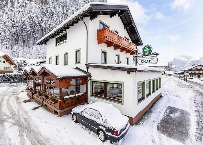 Apartment In In A Beautiful Setting Strass im Zillertal